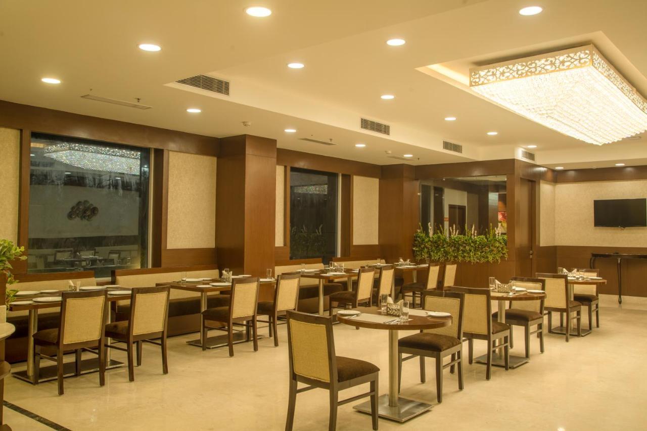 Lemon Tree Hotel, Noida Exterior foto