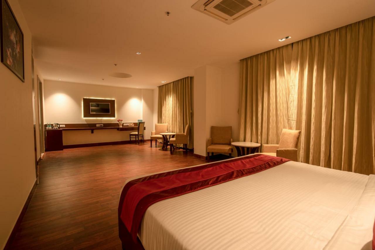 Lemon Tree Hotel, Noida Exterior foto